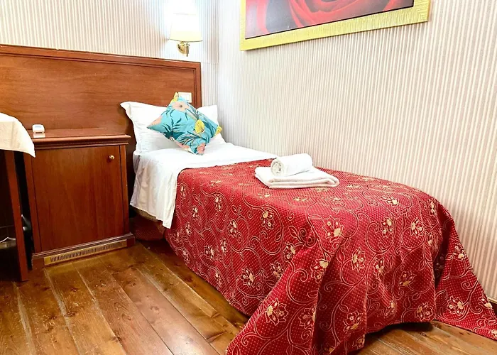 Royal Termini Гостевой дом *